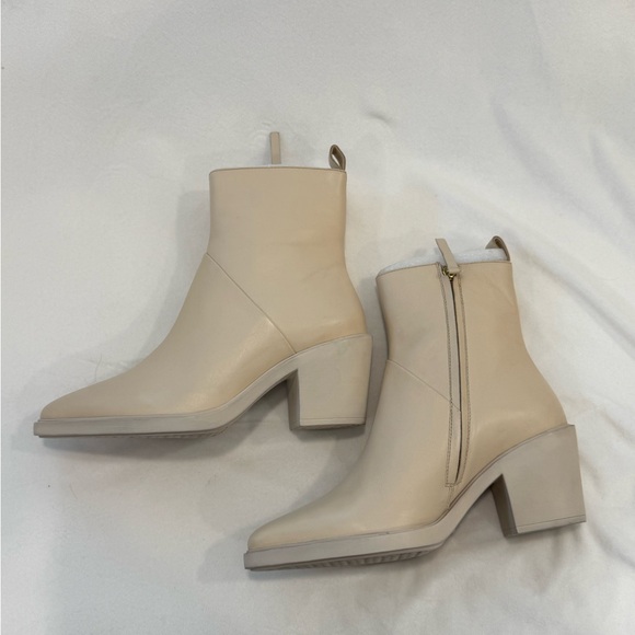 Seychelles Shining Star Cream Leather Pointed Toe Block Heel Bootie Size 9 - Picture 4 of 8